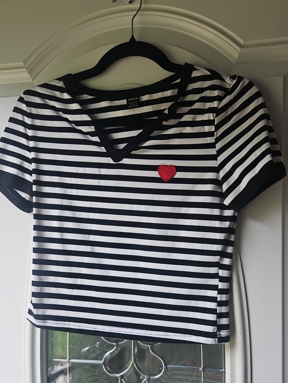 SHEIN Black & White Striped V‑Neck Crop Top with Red Heart